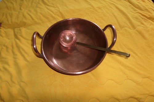 Jolie bassine confiture avec - bassine,