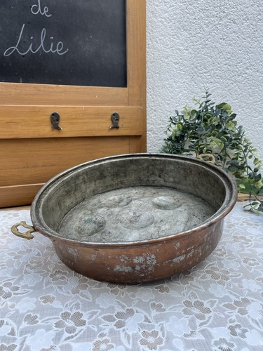 Ancienne bassine cuivre à - en,
